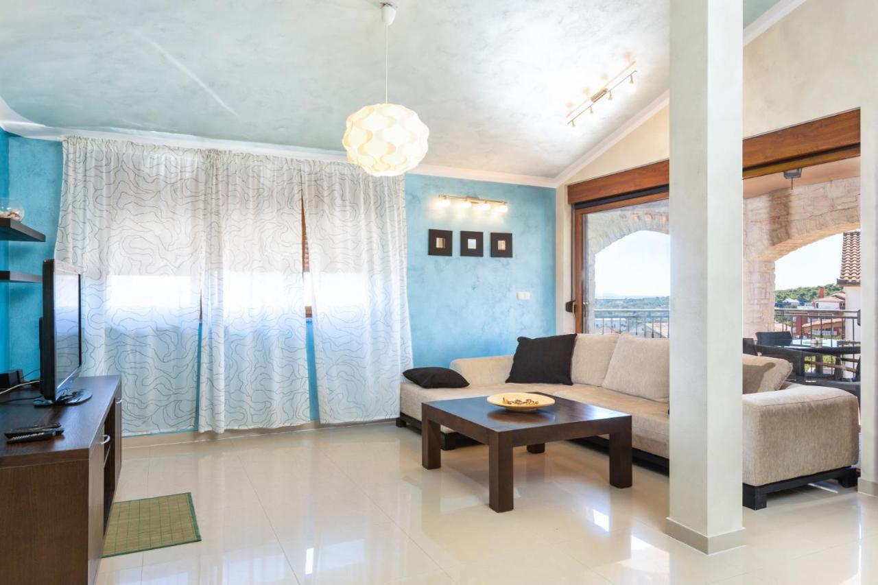 Marlera - Penthouse Apartment Ližnjan Екстериор снимка