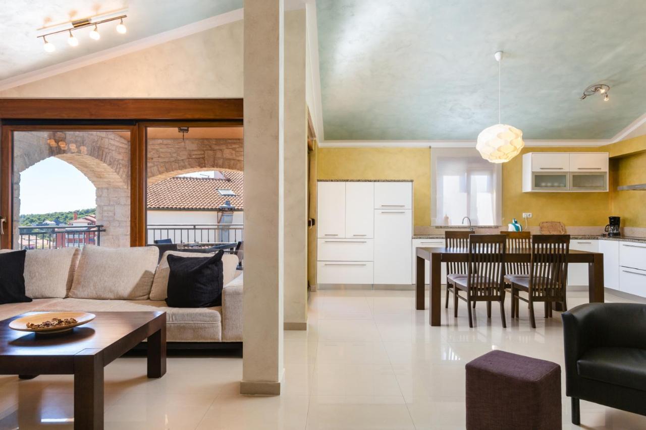 Marlera - Penthouse Apartment Ližnjan Екстериор снимка